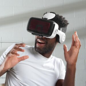 Sharper Image Bluetooth VR Headset ...