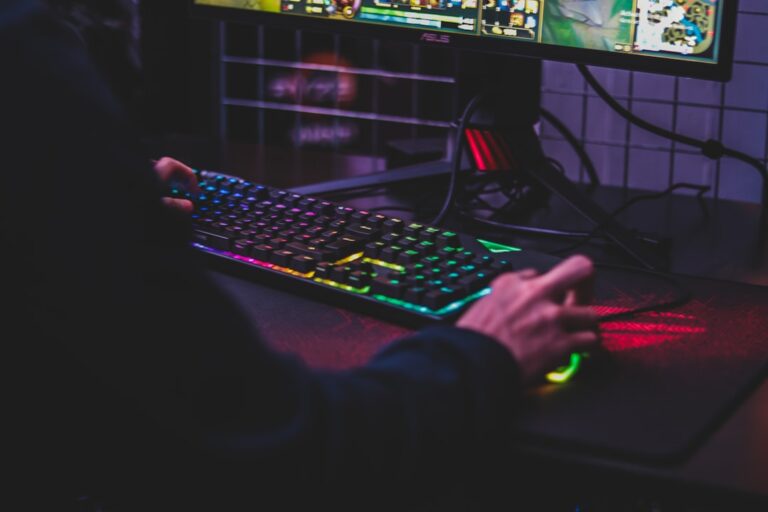 How to Keep Your Gaming Setup Clean, Organized, and Easy to Use